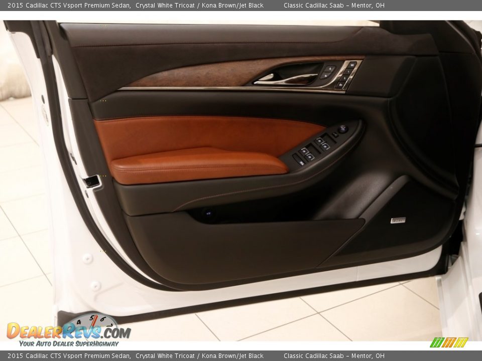 Door Panel of 2015 Cadillac CTS Vsport Premium Sedan Photo #4