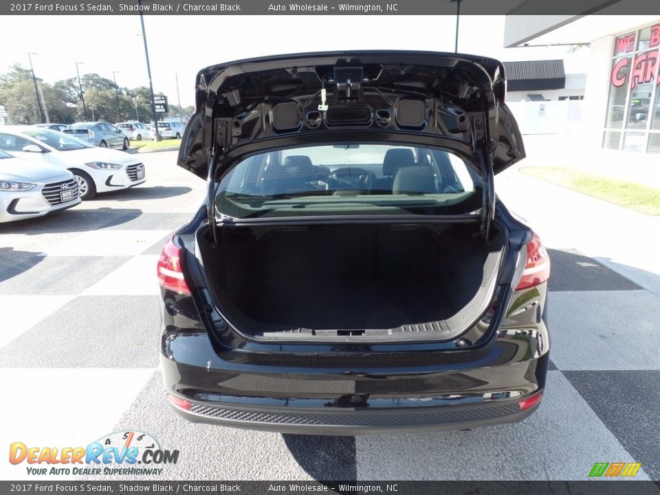 2017 Ford Focus S Sedan Shadow Black / Charcoal Black Photo #5