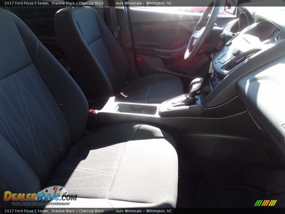 2017 Ford Focus S Sedan Shadow Black / Charcoal Black Photo #13