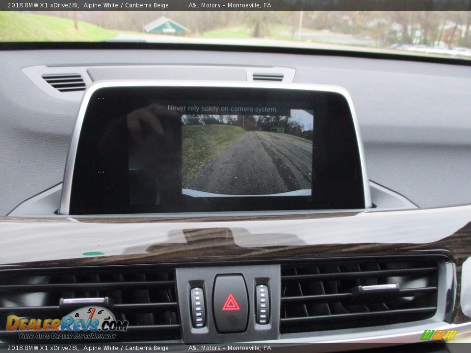 2018 BMW X1 xDrive28i Alpine White / Canberra Beige Photo #16