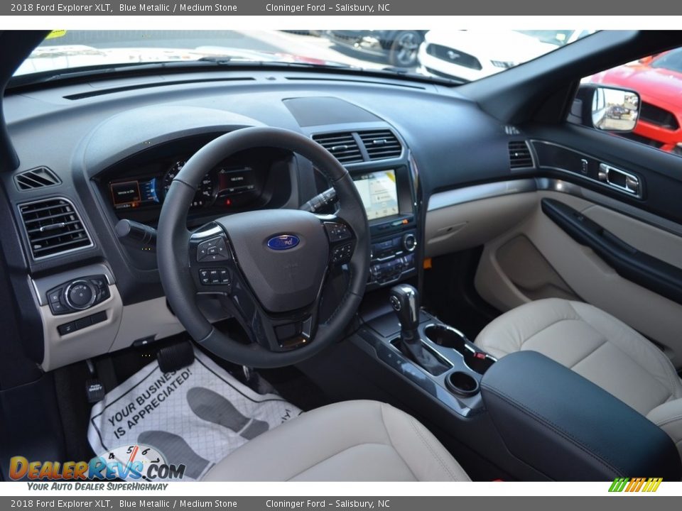 Dashboard of 2018 Ford Explorer XLT Photo #7
