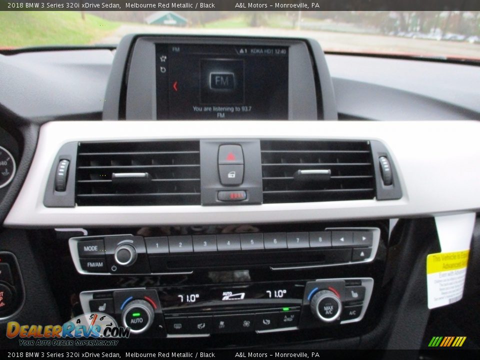 Controls of 2018 BMW 3 Series 320i xDrive Sedan Photo #15