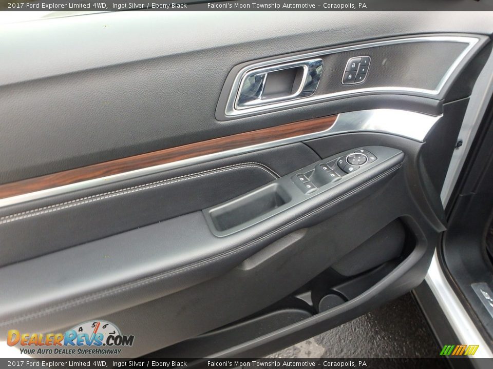 Door Panel of 2017 Ford Explorer Limited 4WD Photo #19