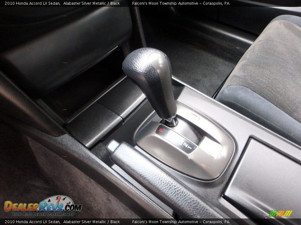 2010 Honda Accord LX Sedan Alabaster Silver Metallic / Black Photo #21