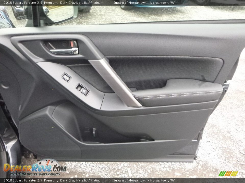 2018 Subaru Forester 2.5i Premium Dark Gray Metallic / Platinum Photo #6