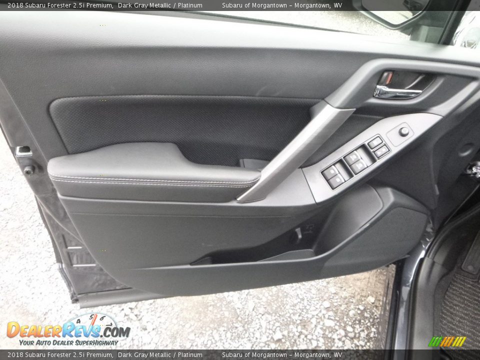 2018 Subaru Forester 2.5i Premium Dark Gray Metallic / Platinum Photo #8
