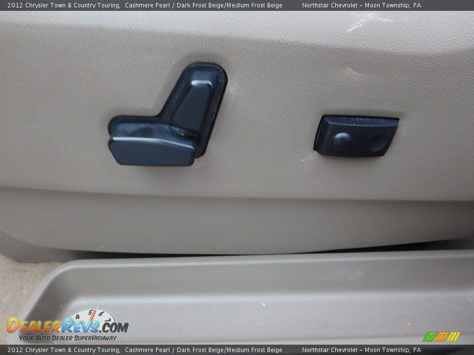 2012 Chrysler Town & Country Touring Cashmere Pearl / Dark Frost Beige/Medium Frost Beige Photo #25