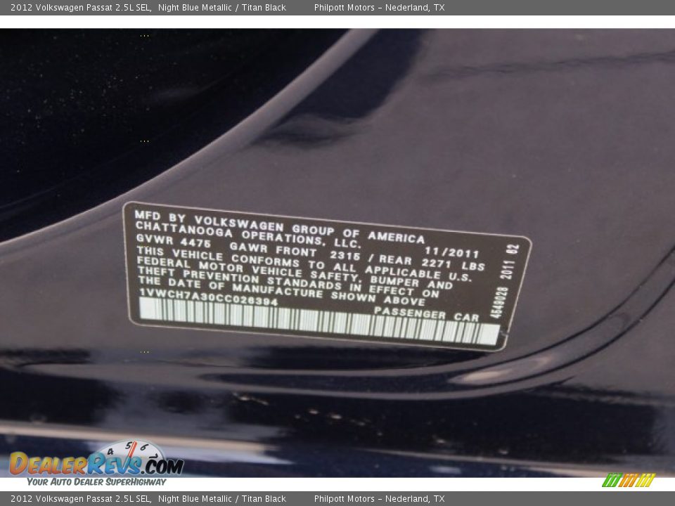 2012 Volkswagen Passat 2.5L SEL Night Blue Metallic / Titan Black Photo #34