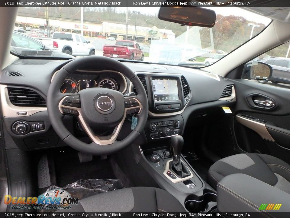 2018 Jeep Cherokee Latitude 4x4 Granite Crystal Metallic / Black Photo #12