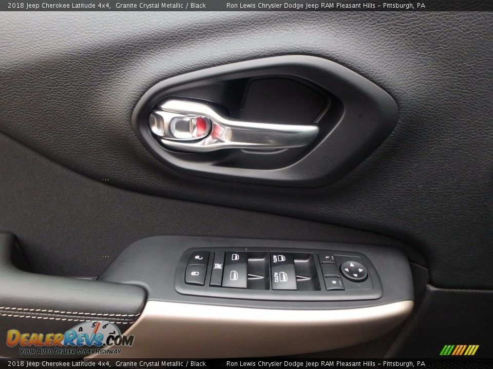 2018 Jeep Cherokee Latitude 4x4 Granite Crystal Metallic / Black Photo #13