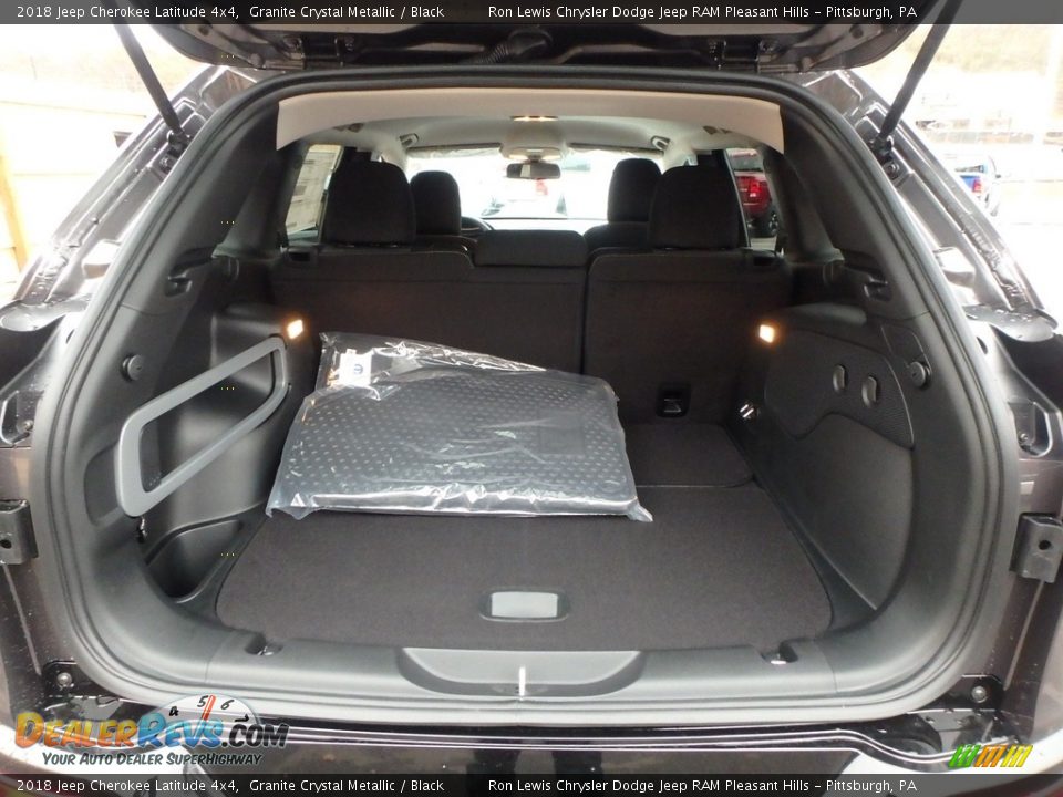 2018 Jeep Cherokee Latitude 4x4 Granite Crystal Metallic / Black Photo #20