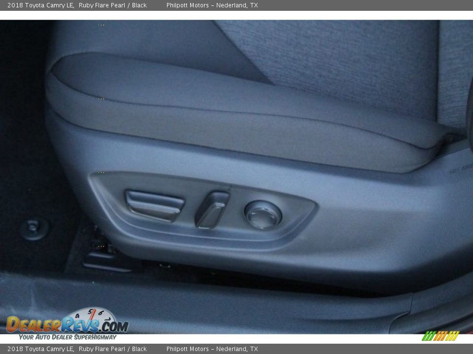 2018 Toyota Camry LE Ruby Flare Pearl / Black Photo #11
