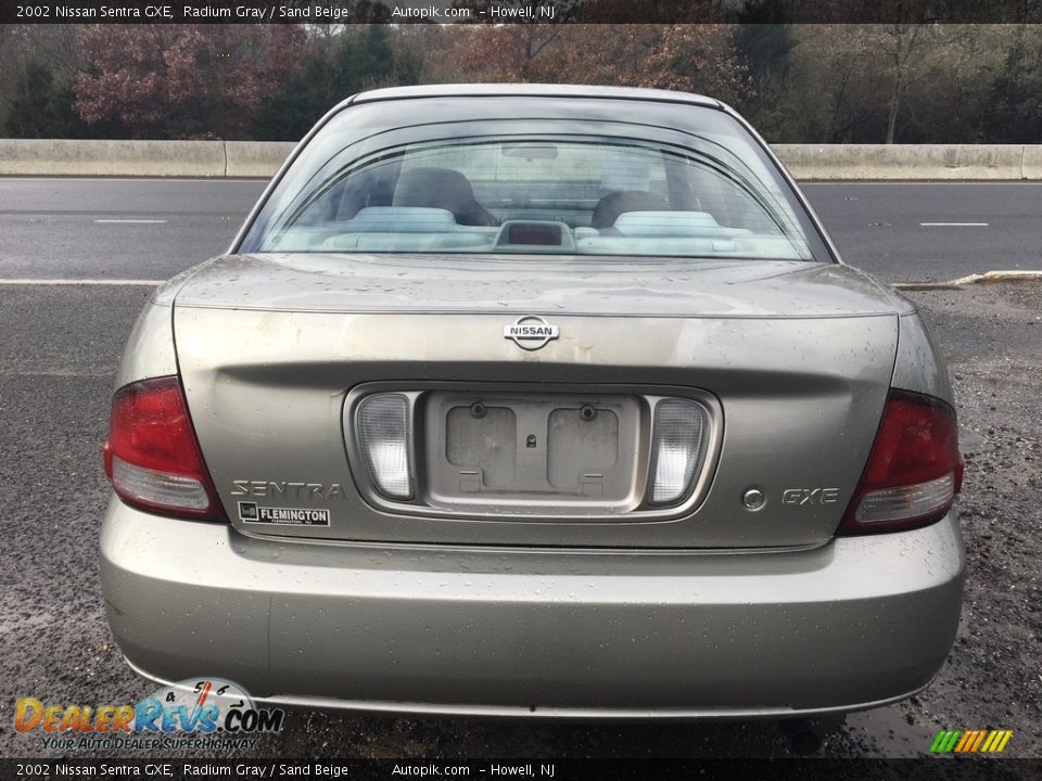 2002 Nissan Sentra GXE Radium Gray / Sand Beige Photo #4