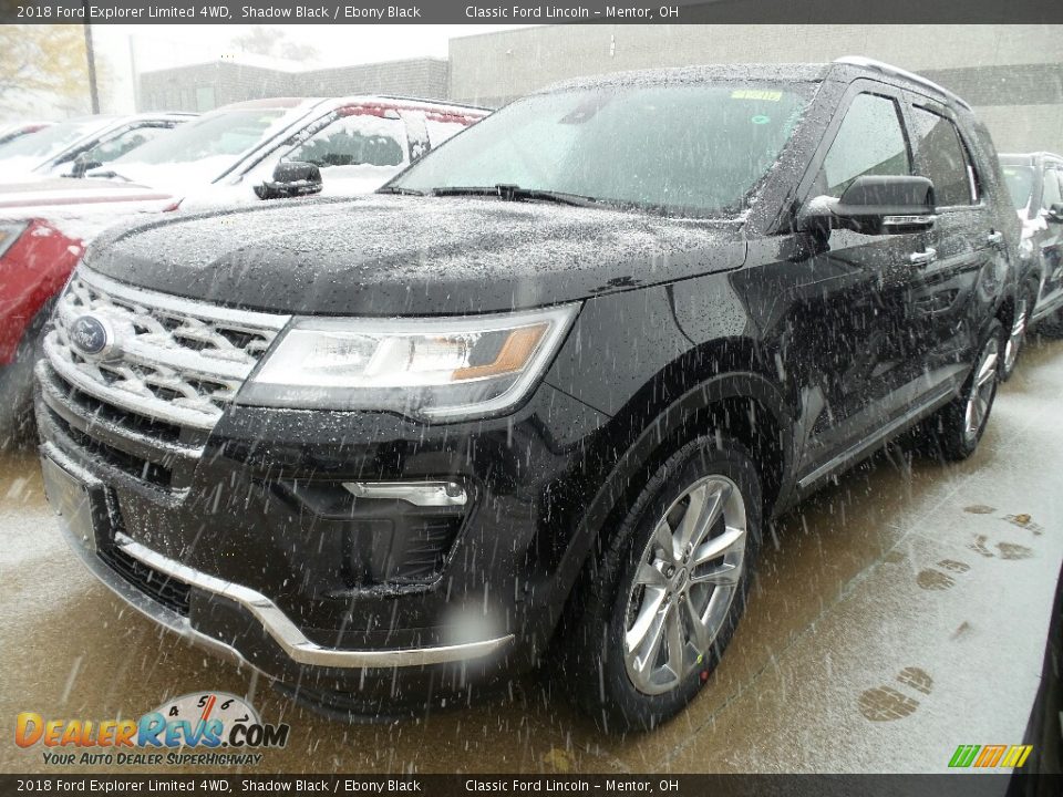 Front 3/4 View of 2018 Ford Explorer Limited 4WD Photo #1