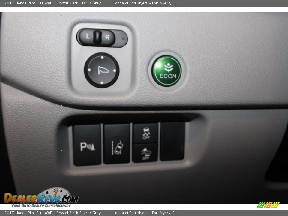 2017 Honda Pilot Elite AWD Crystal Black Pearl / Gray Photo #14