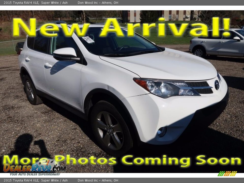 2015 Toyota RAV4 XLE Super White / Ash Photo #1