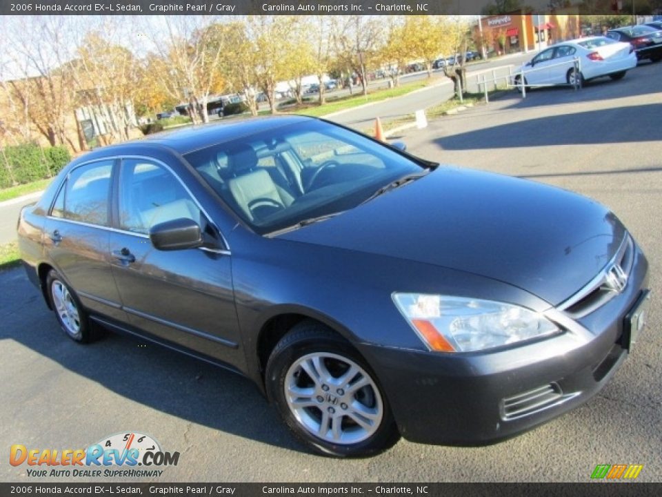 2006 Honda Accord EX-L Sedan Graphite Pearl / Gray Photo #3