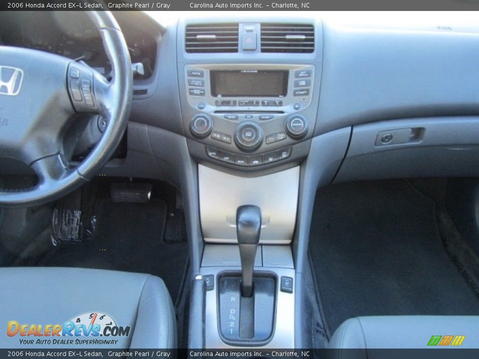 2006 Honda Accord EX-L Sedan Graphite Pearl / Gray Photo #15