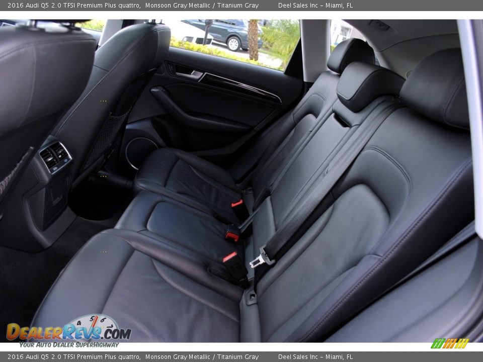 2016 Audi Q5 2.0 TFSI Premium Plus quattro Monsoon Gray Metallic / Titanium Gray Photo #12