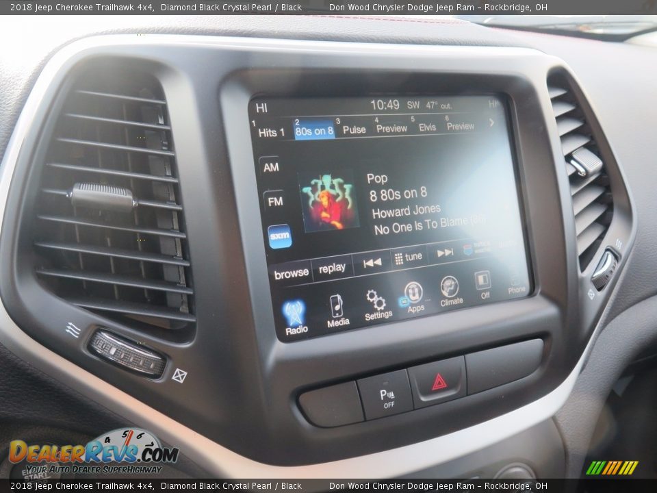 2018 Jeep Cherokee Trailhawk 4x4 Diamond Black Crystal Pearl / Black Photo #13