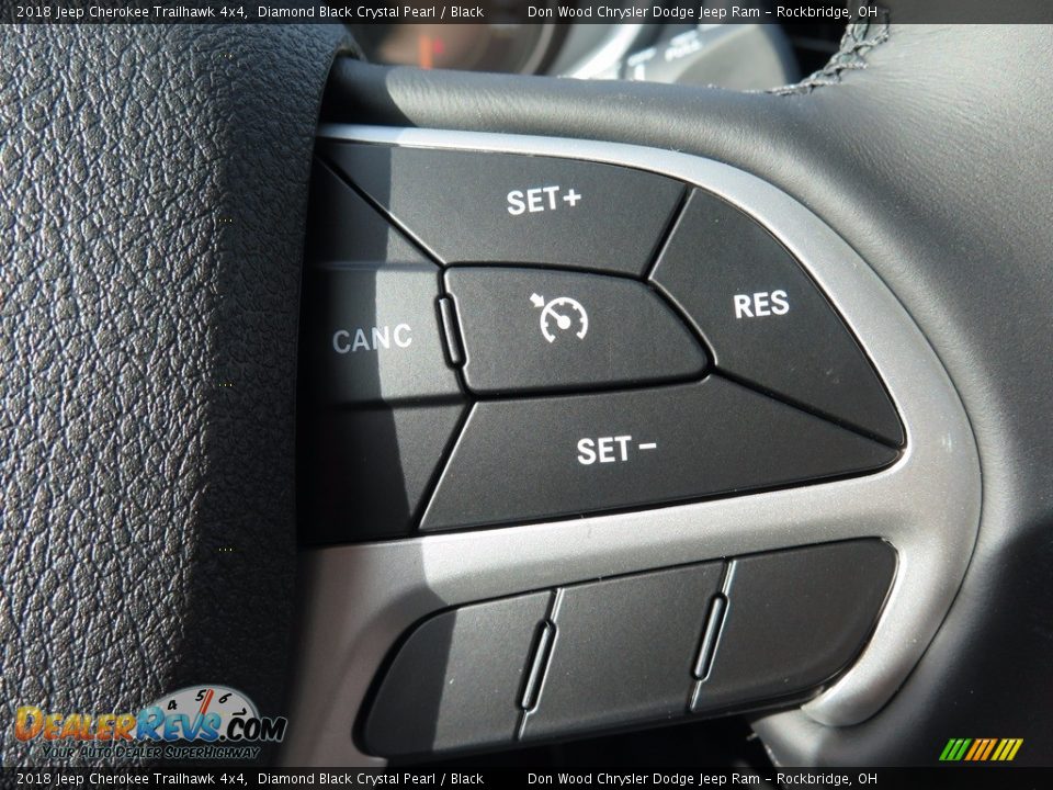 2018 Jeep Cherokee Trailhawk 4x4 Diamond Black Crystal Pearl / Black Photo #23