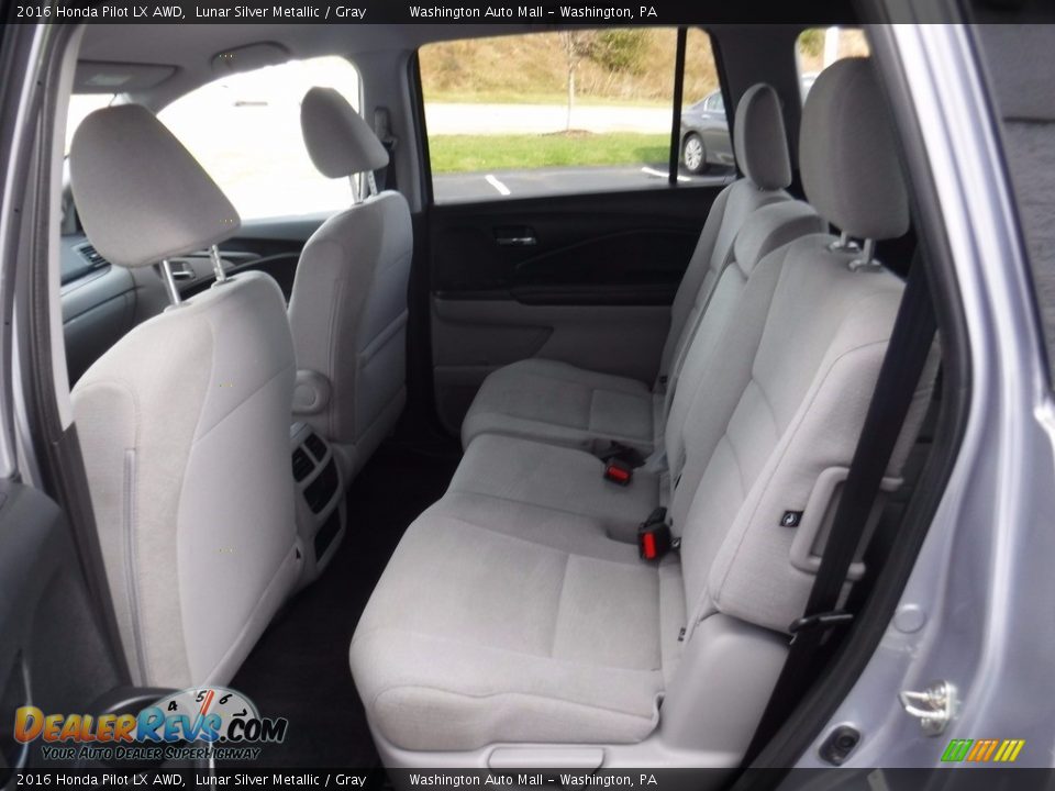 2016 Honda Pilot LX AWD Lunar Silver Metallic / Gray Photo #22