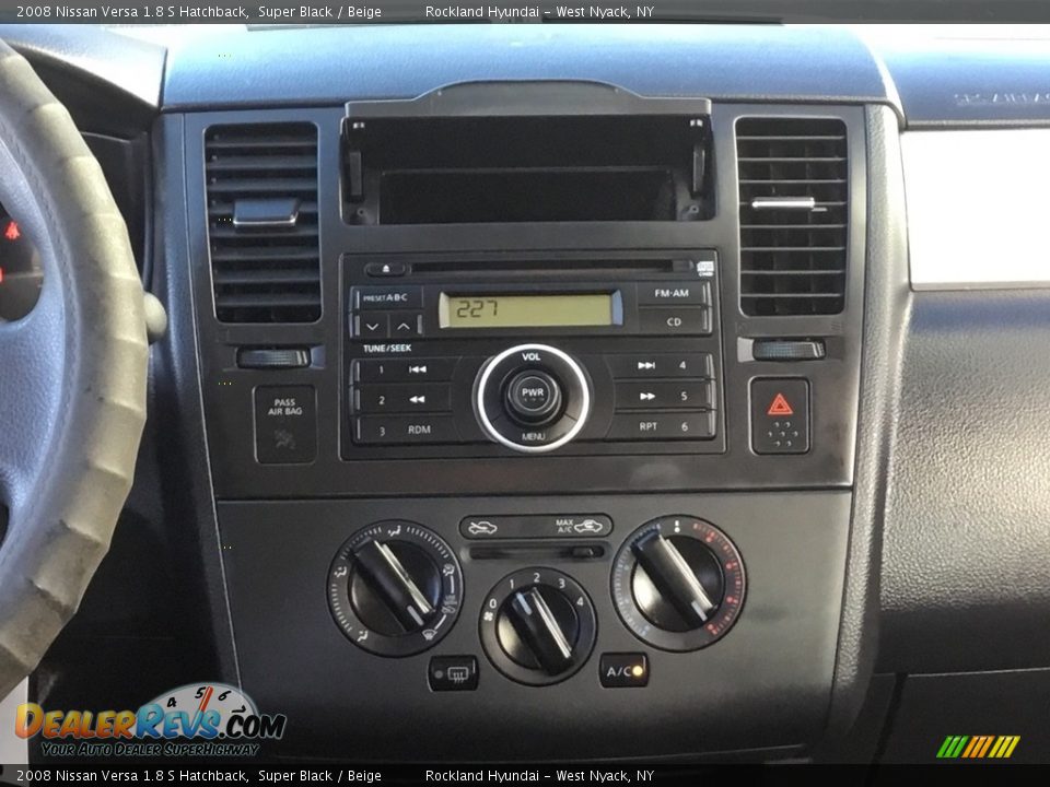 2008 Nissan Versa 1.8 S Hatchback Super Black / Beige Photo #12