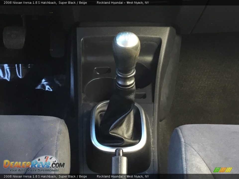 2008 Nissan Versa 1.8 S Hatchback Super Black / Beige Photo #13