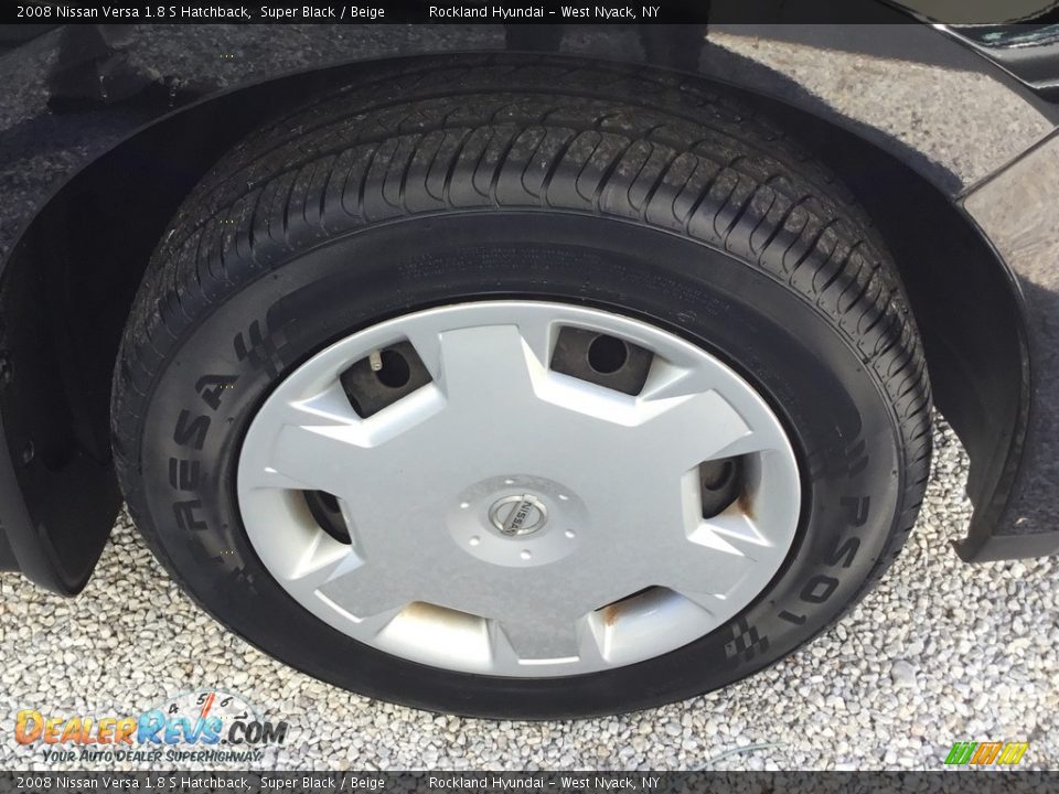 2008 Nissan Versa 1.8 S Hatchback Super Black / Beige Photo #25