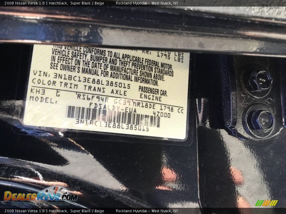 2008 Nissan Versa 1.8 S Hatchback Super Black / Beige Photo #29