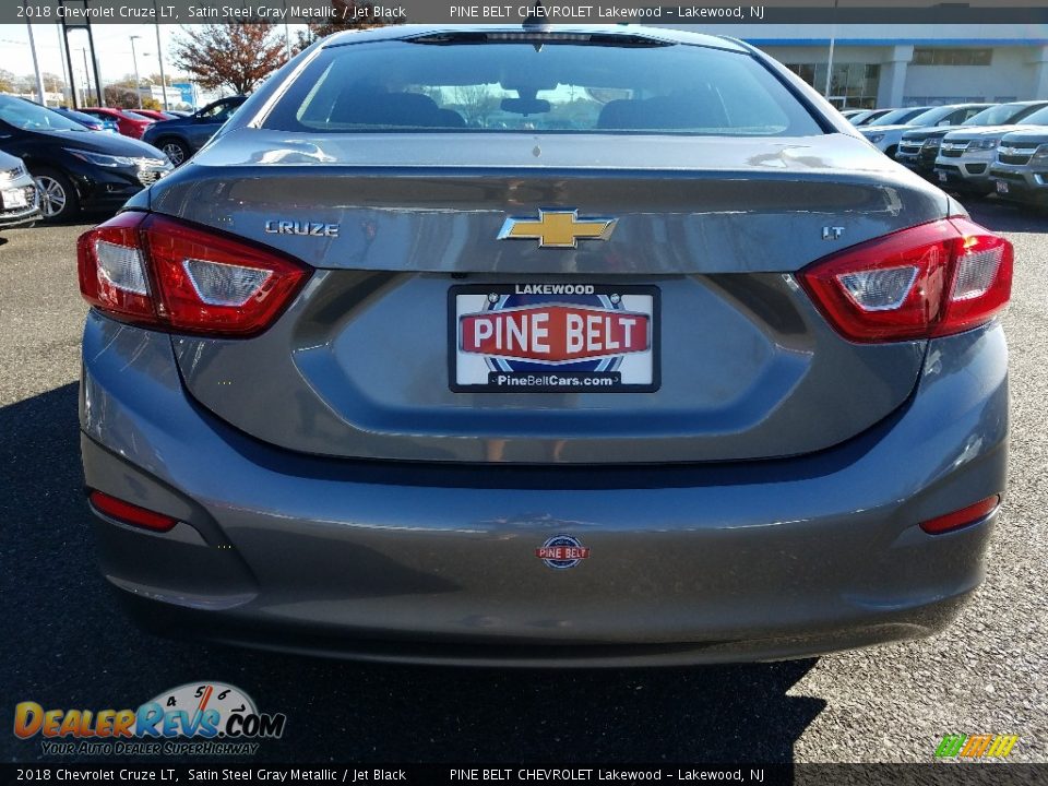 2018 Chevrolet Cruze LT Satin Steel Gray Metallic / Jet Black Photo #5