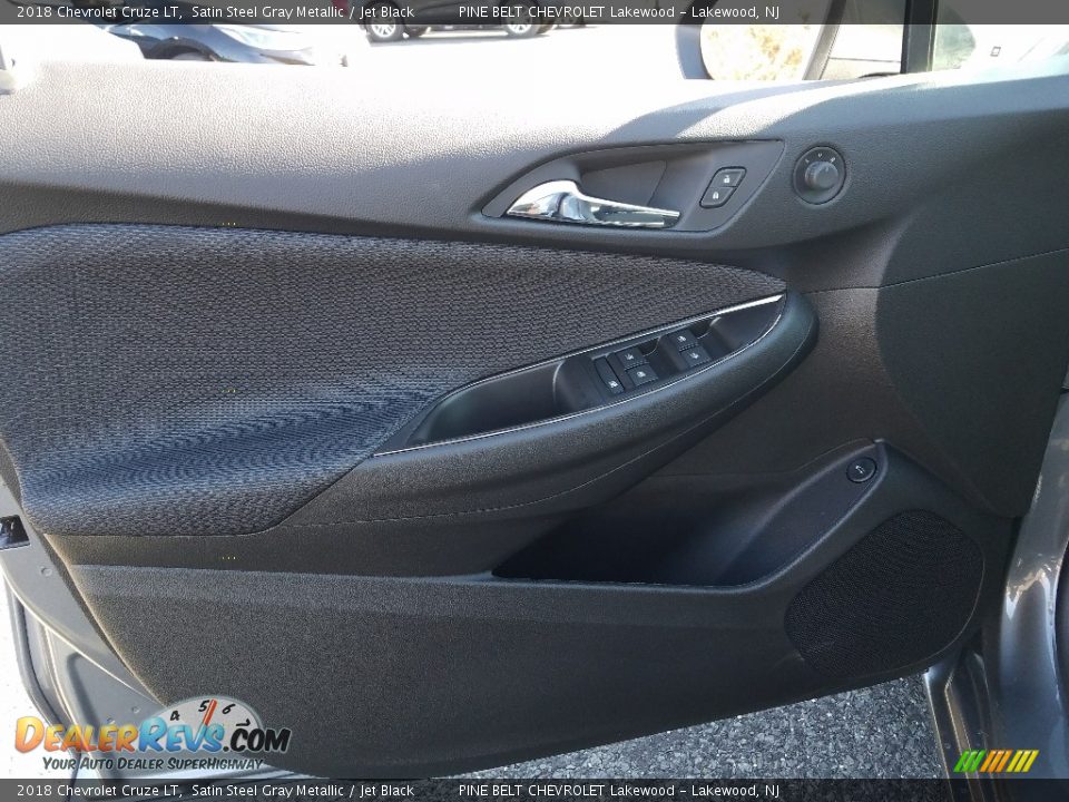 2018 Chevrolet Cruze LT Satin Steel Gray Metallic / Jet Black Photo #6