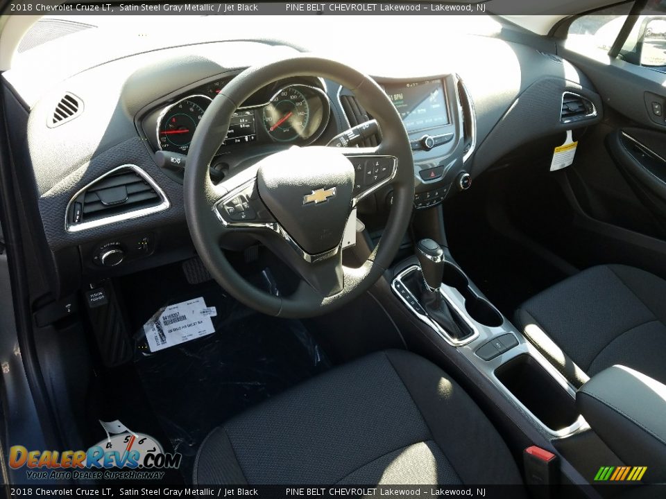 2018 Chevrolet Cruze LT Satin Steel Gray Metallic / Jet Black Photo #7