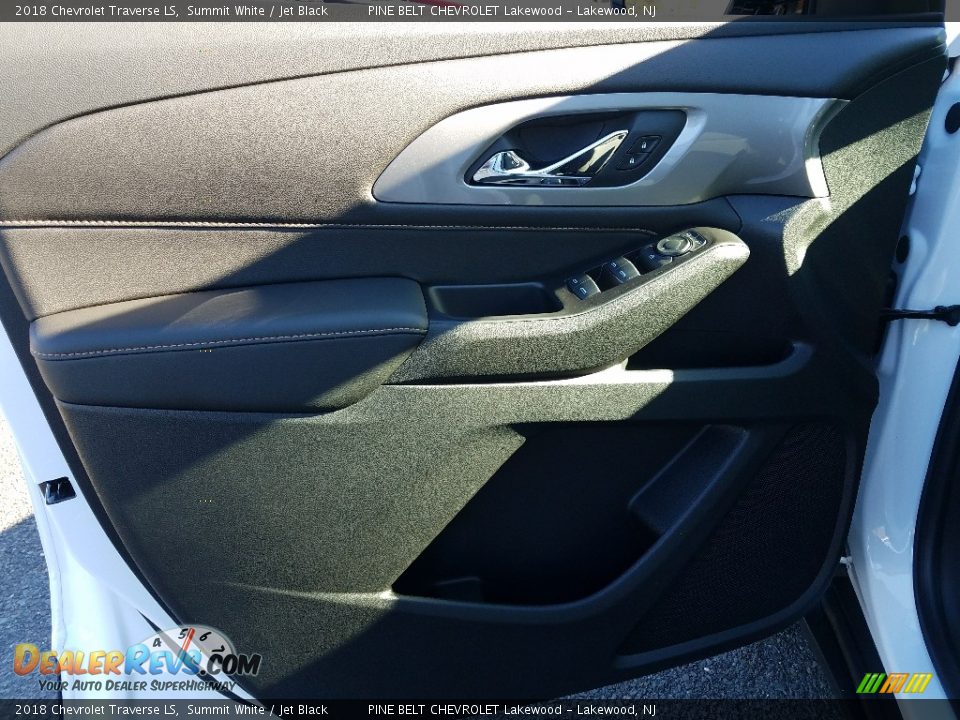 2018 Chevrolet Traverse LS Summit White / Jet Black Photo #6