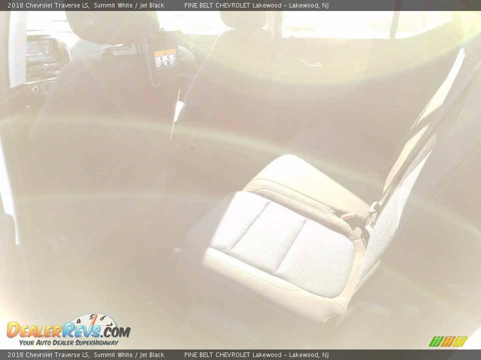 2018 Chevrolet Traverse LS Summit White / Jet Black Photo #9