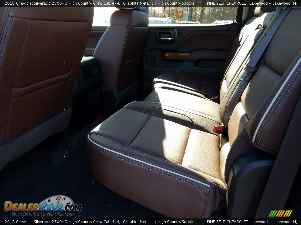 2018 Chevrolet Silverado 2500HD High Country Crew Cab 4x4 Graphite Metallic / High Country Saddle Photo #9