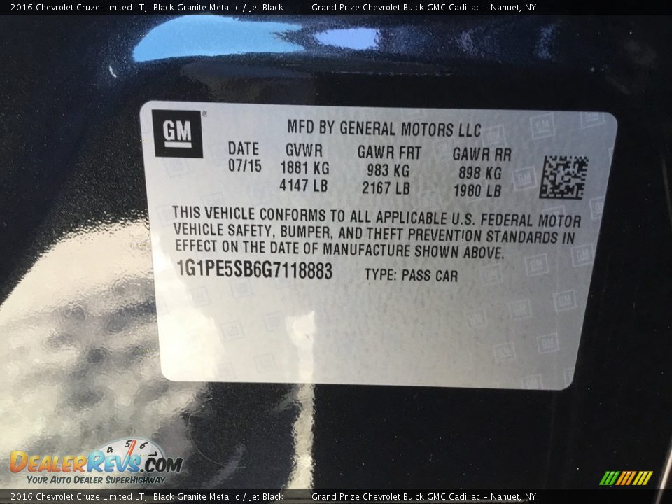2016 Chevrolet Cruze Limited LT Black Granite Metallic / Jet Black Photo #17