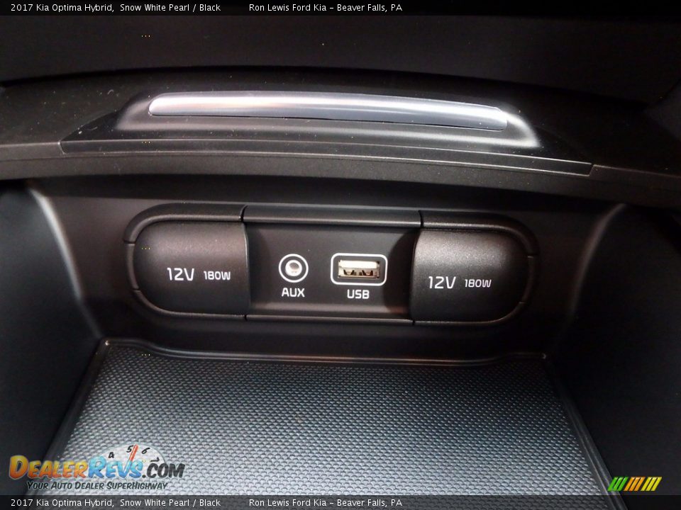 Controls of 2017 Kia Optima Hybrid Photo #18