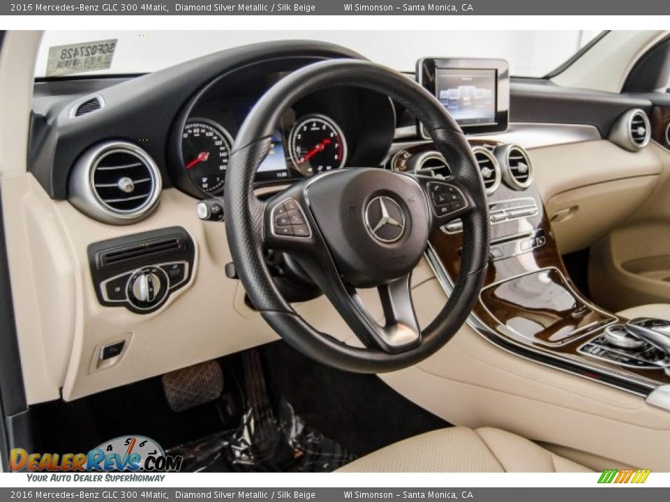 2016 Mercedes-Benz GLC 300 4Matic Diamond Silver Metallic / Silk Beige Photo #21