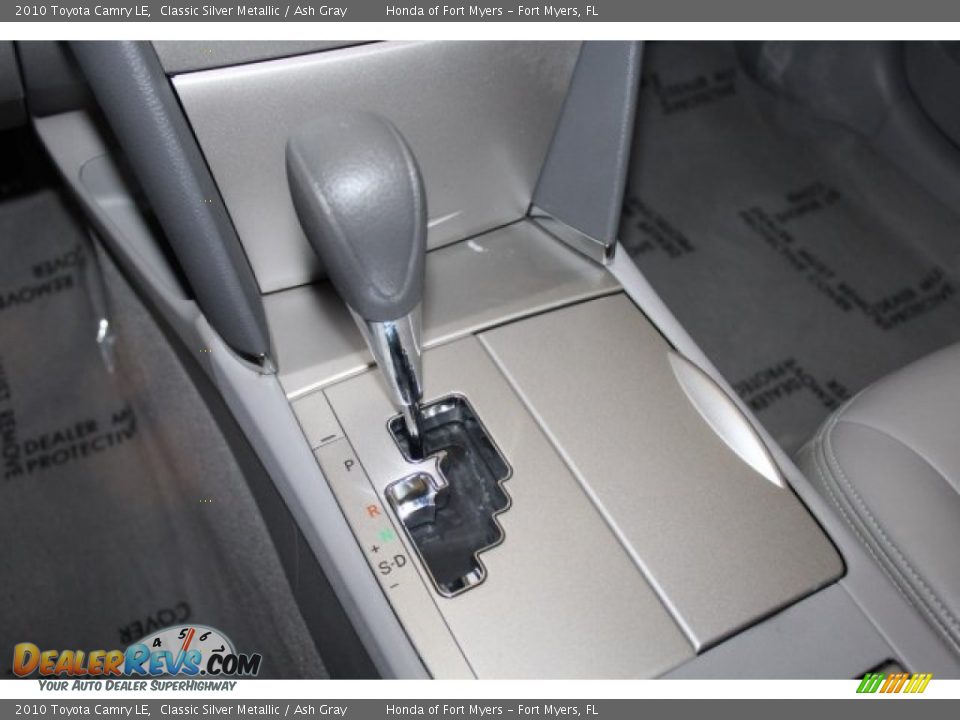 2010 Toyota Camry LE Classic Silver Metallic / Ash Gray Photo #19