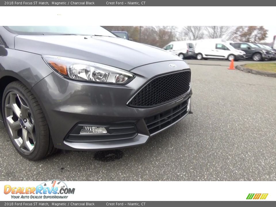 2018 Ford Focus ST Hatch Magnetic / Charcoal Black Photo #28