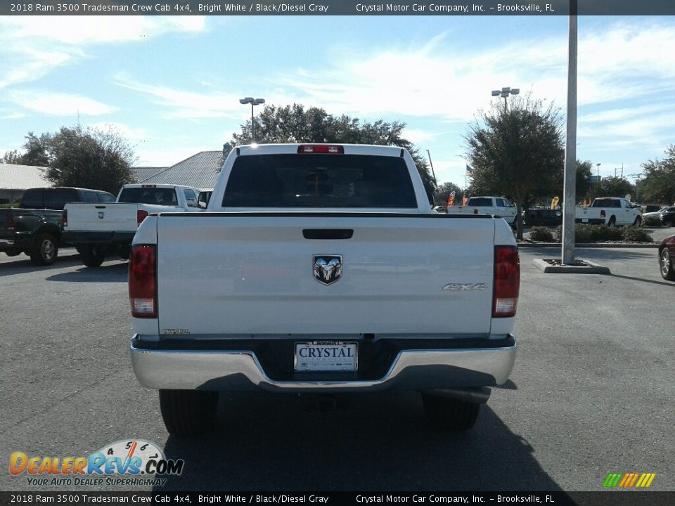 2018 Ram 3500 Tradesman Crew Cab 4x4 Bright White / Black/Diesel Gray Photo #4