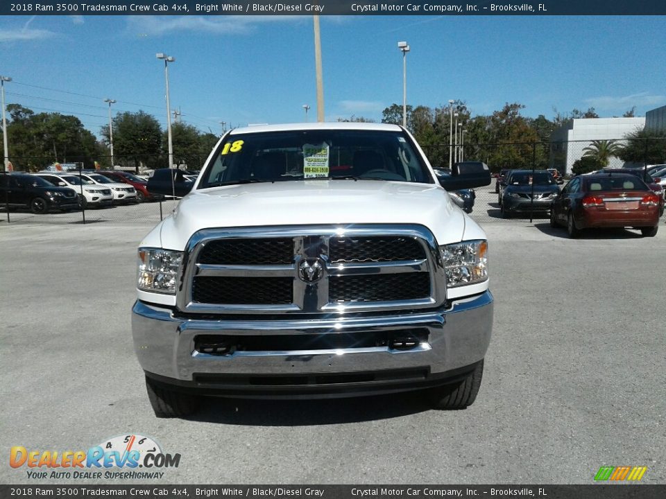 2018 Ram 3500 Tradesman Crew Cab 4x4 Bright White / Black/Diesel Gray Photo #8