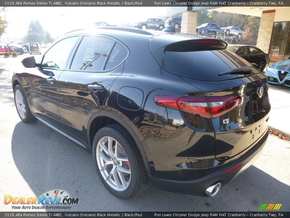 2018 Alfa Romeo Stelvio Ti AWD Vulcano (Volcano) Black Metallic / Black/Red Photo #4