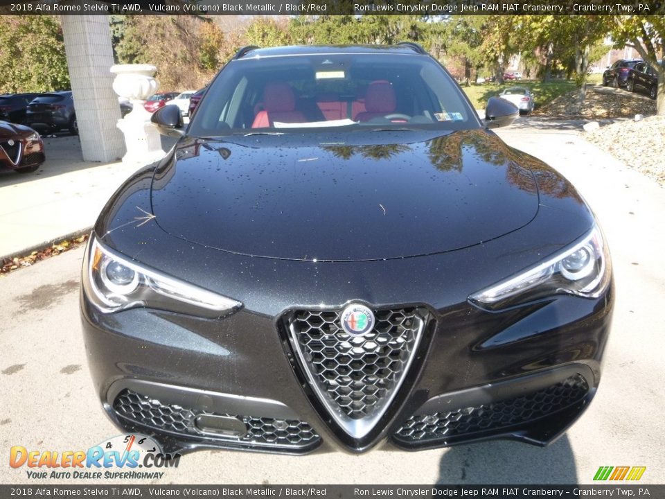 2018 Alfa Romeo Stelvio Ti AWD Vulcano (Volcano) Black Metallic / Black/Red Photo #12