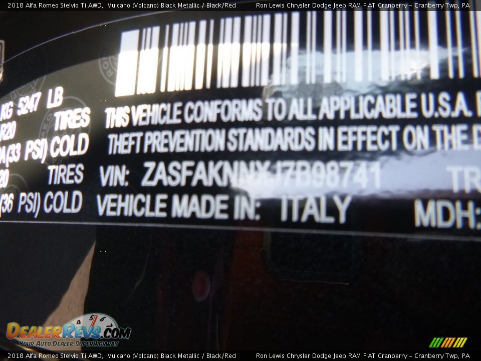 2018 Alfa Romeo Stelvio Ti AWD Vulcano (Volcano) Black Metallic / Black/Red Photo #21