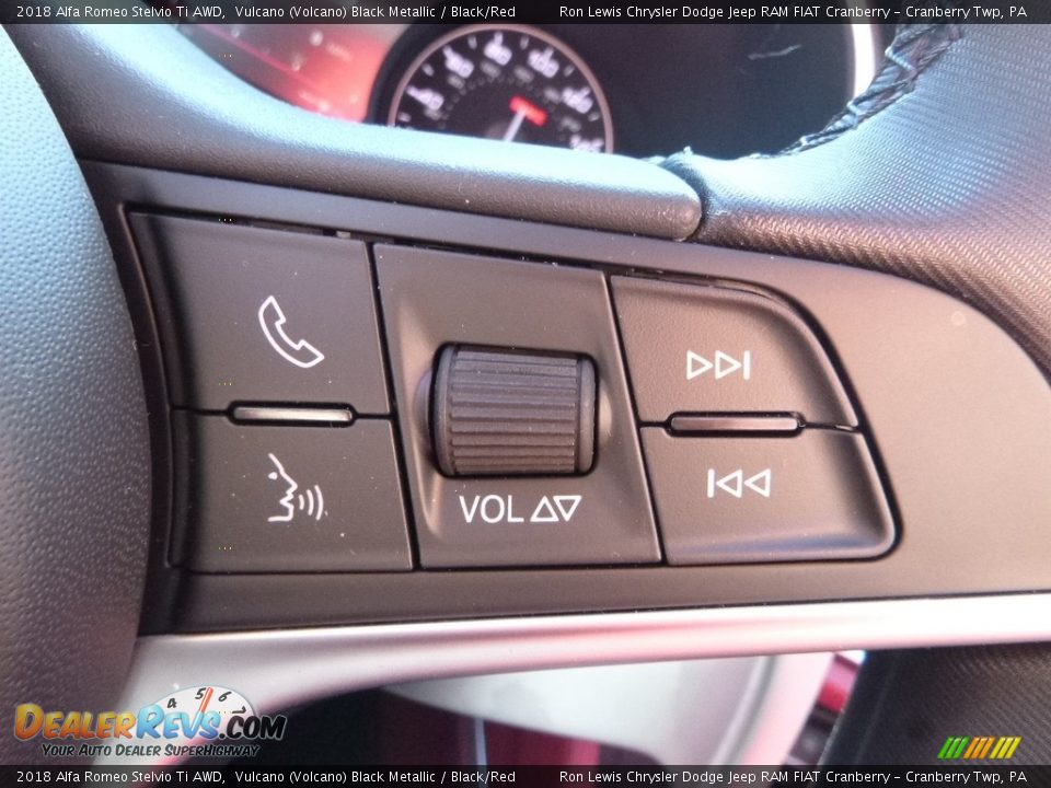 2018 Alfa Romeo Stelvio Ti AWD Vulcano (Volcano) Black Metallic / Black/Red Photo #23