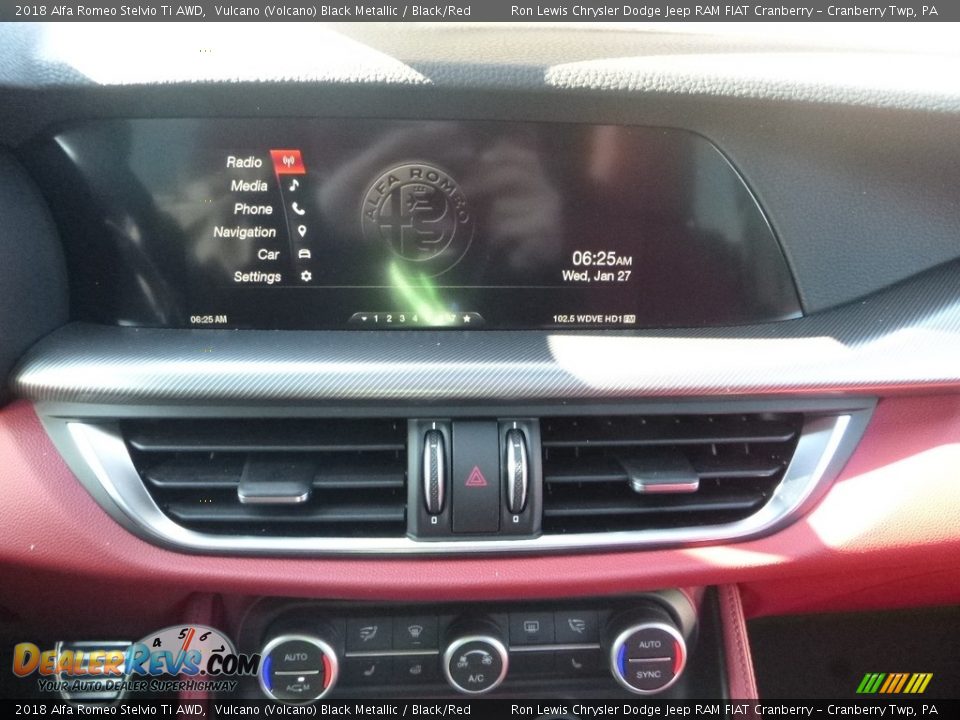 2018 Alfa Romeo Stelvio Ti AWD Vulcano (Volcano) Black Metallic / Black/Red Photo #29