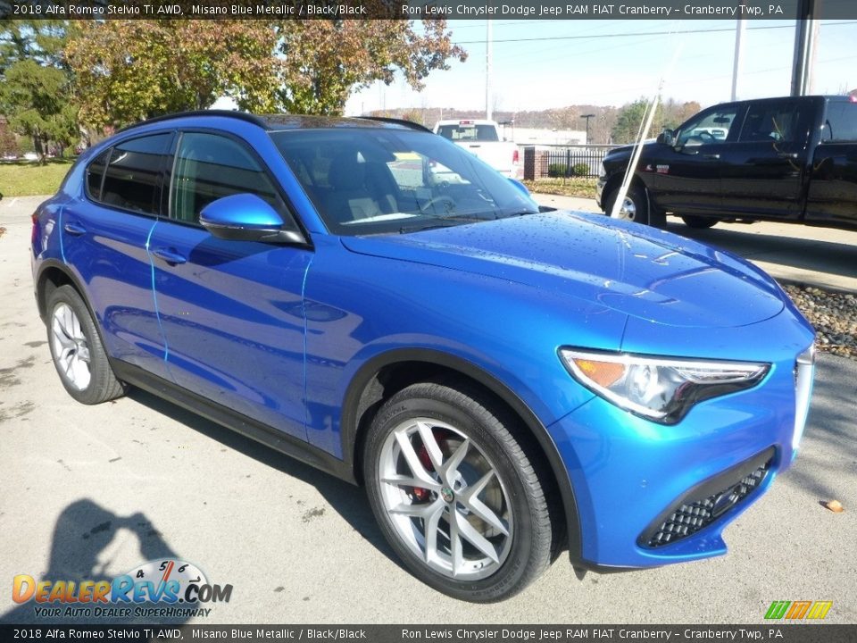 Front 3/4 View of 2018 Alfa Romeo Stelvio Ti AWD Photo #10