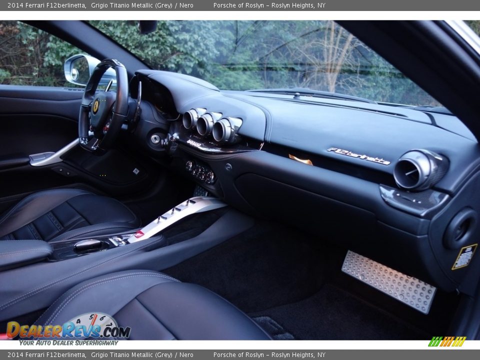 Dashboard of 2014 Ferrari F12berlinetta  Photo #19